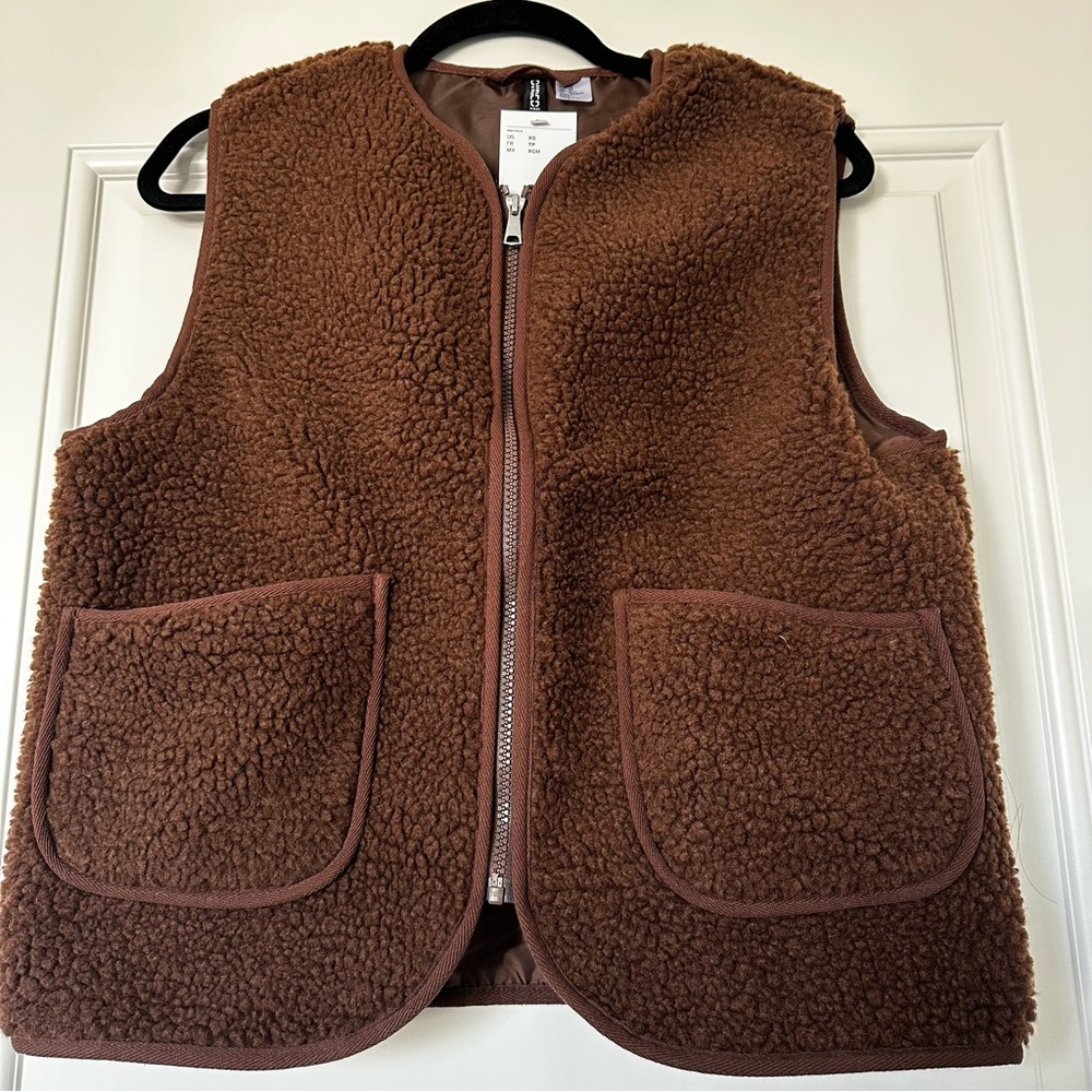 H&M Chocolate Fleece Vest